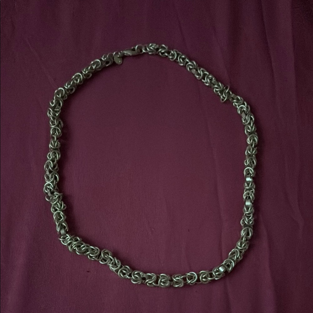 Elegant Silver Chain Necklace